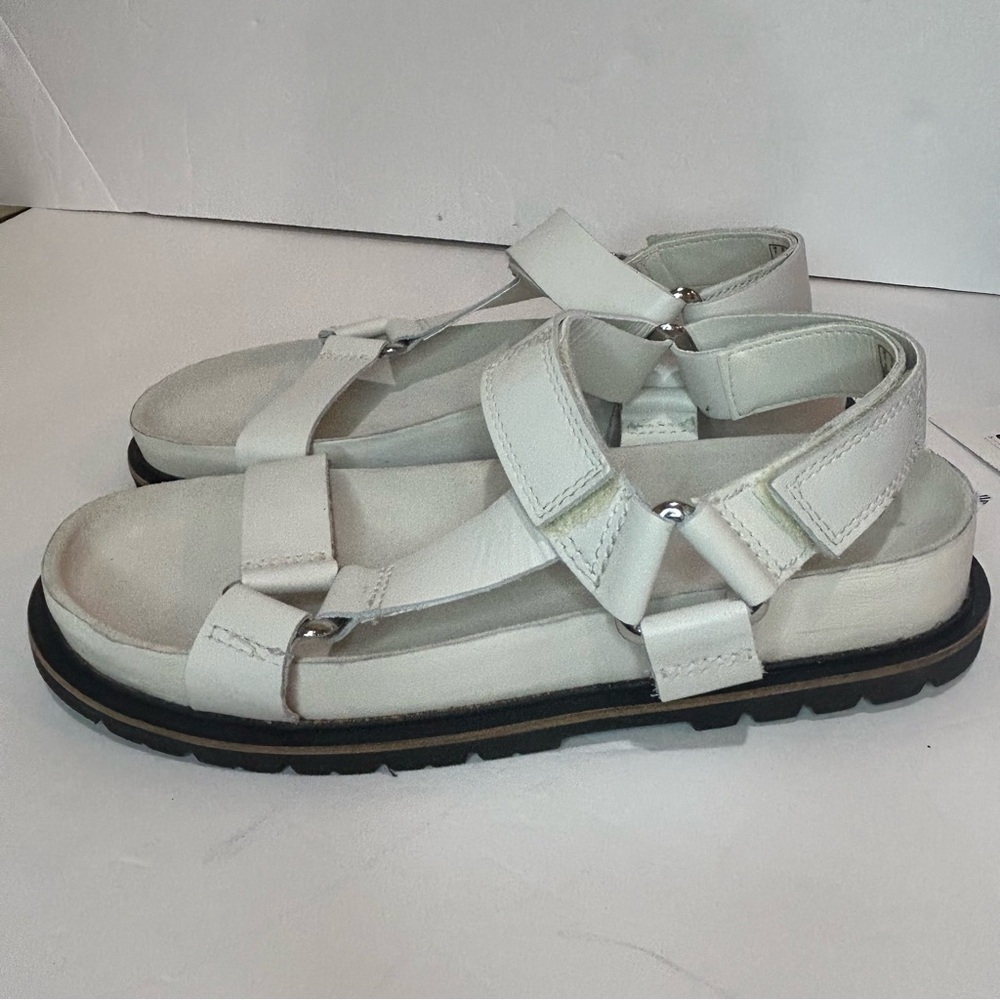 Clarks Womens Orianna Sporty White Leather Sandal - Picture 4 of 6